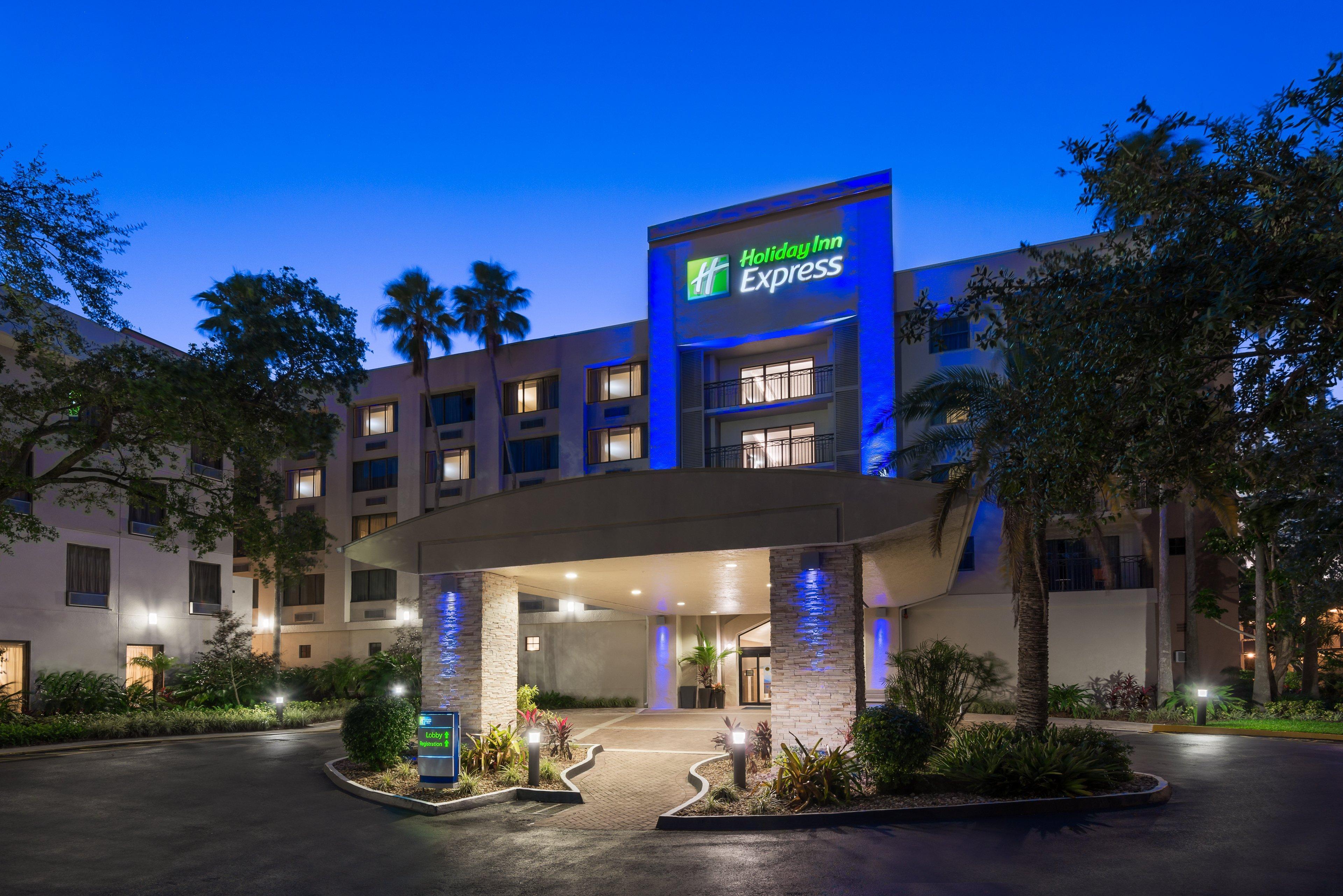 Holiday Inn Express Hotel & Suites Ft. Lauderdale-Plantation By Ihg Restaurant foto