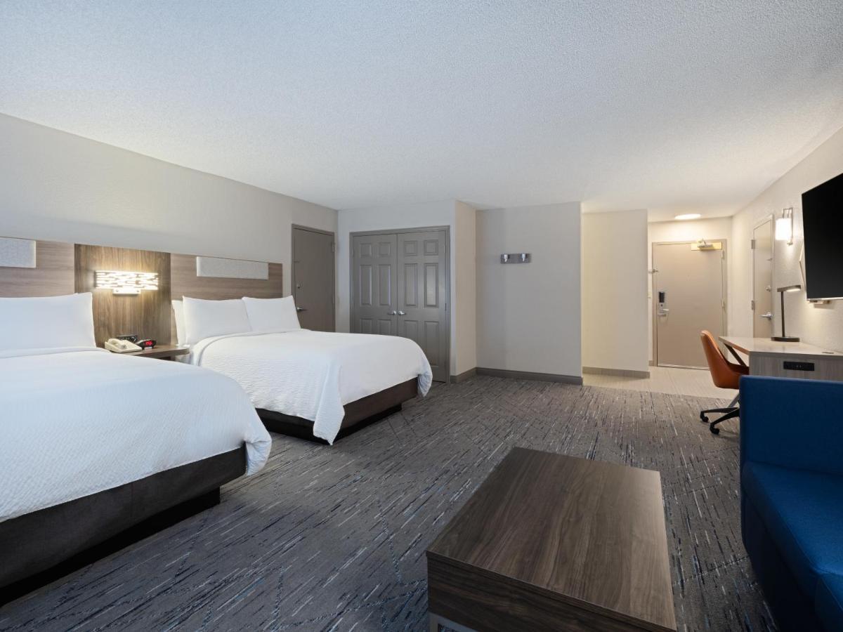 Holiday Inn Express Hotel & Suites Ft. Lauderdale-Plantation By Ihg Exterior foto